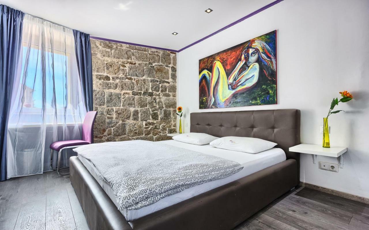 Split Suites - Center Rooms Olga i Petra Exteriör bild