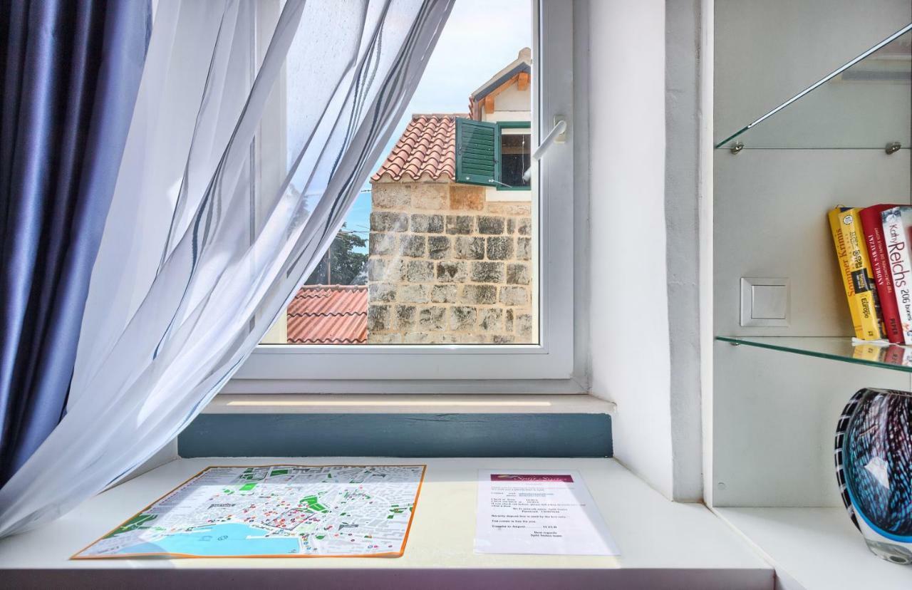 Split Suites - Center Rooms Olga i Petra Exteriör bild